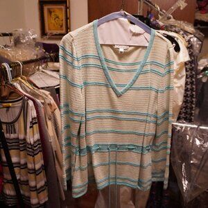 Beautiful St. John Sport top